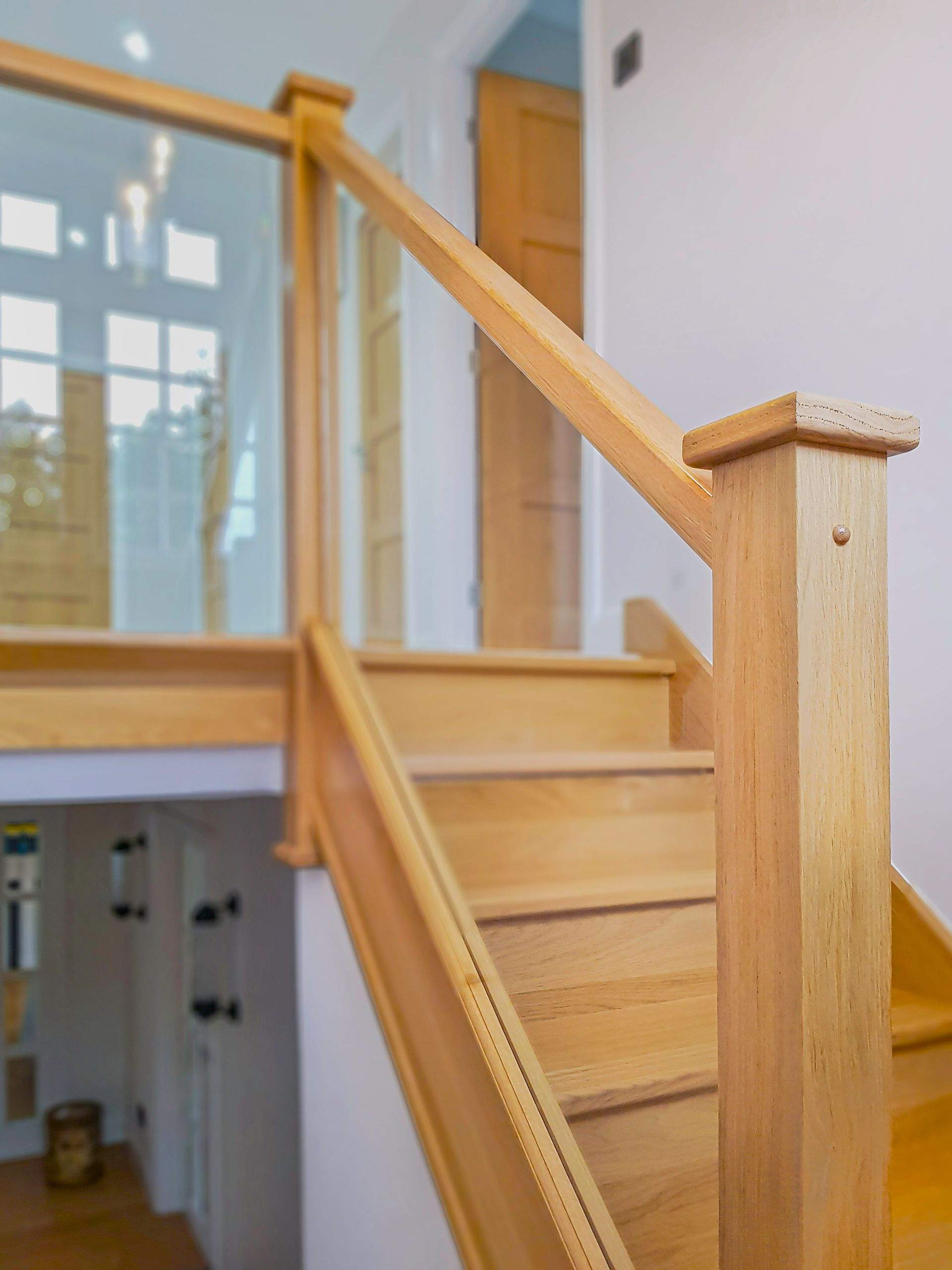 Oak and glass staircase. Design & Conker Interiors