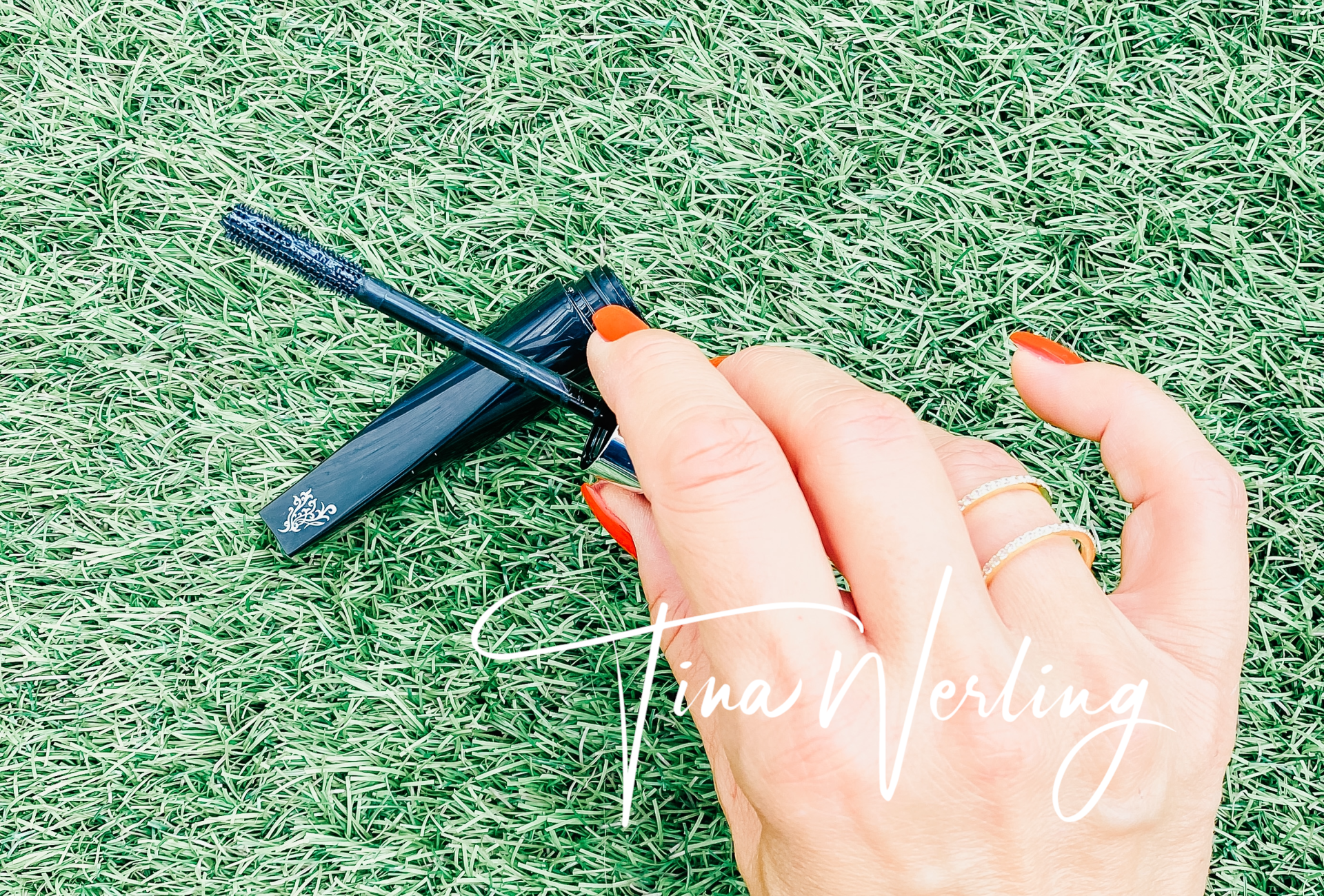 Eingetrocknete Mascara/ Wimperntusche