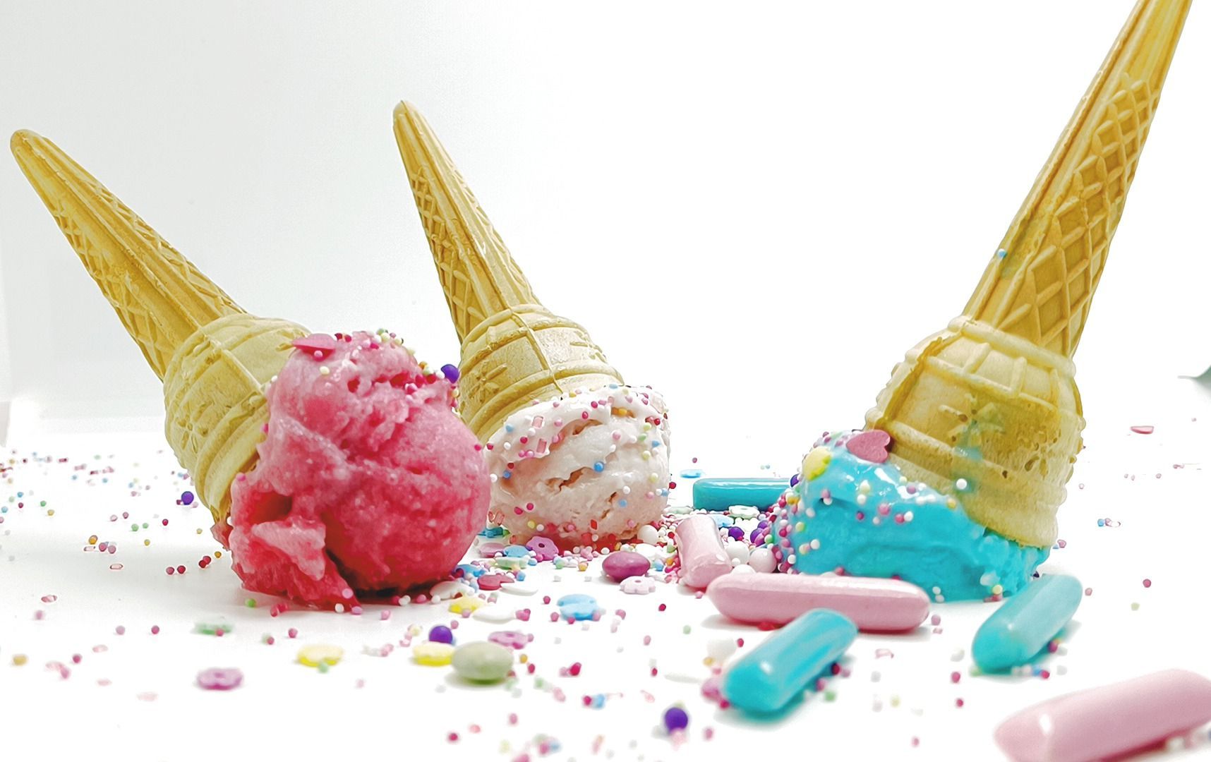 Fruchtbonbongeschmack, Bubblegum Geschmack, Kindereis, Kindereissorten, Buntes Eis,