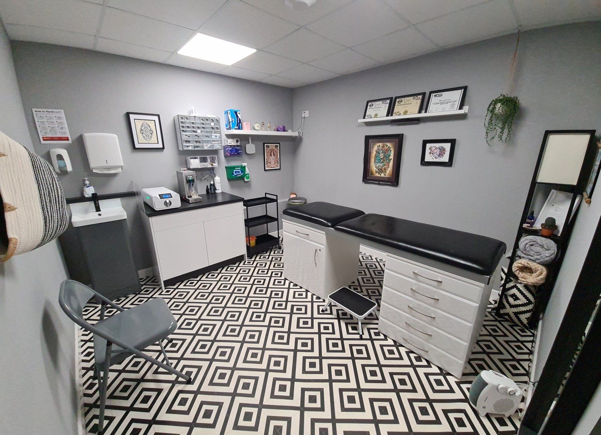 Link to view Bold and Gold Services