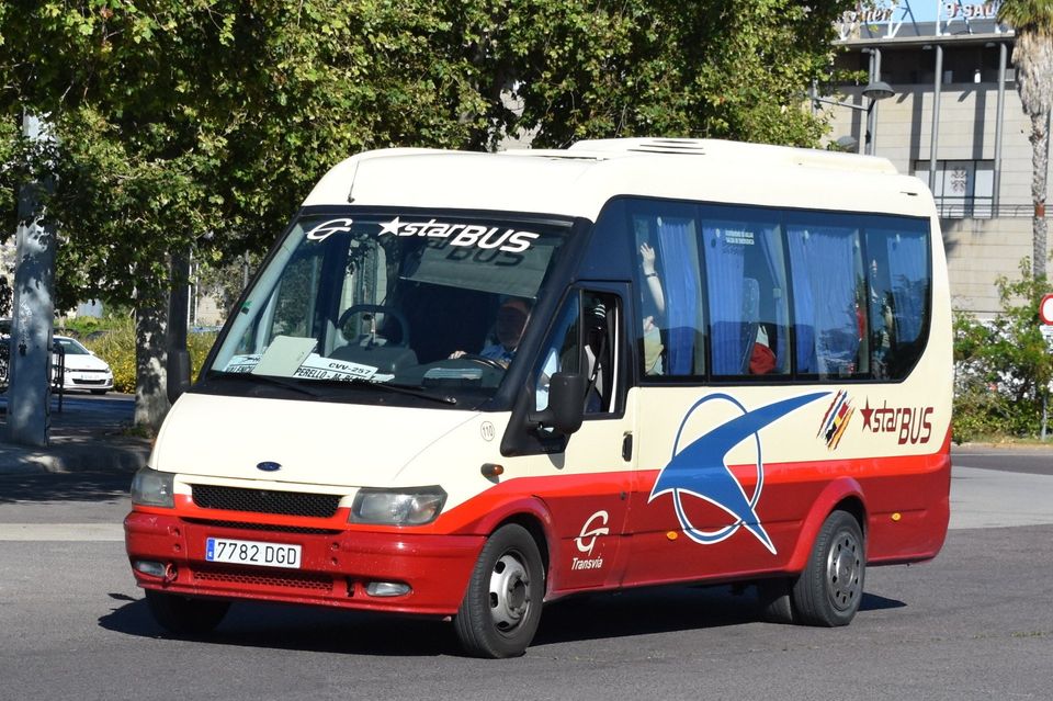 En temporada baja la línea se hacia con microbuses