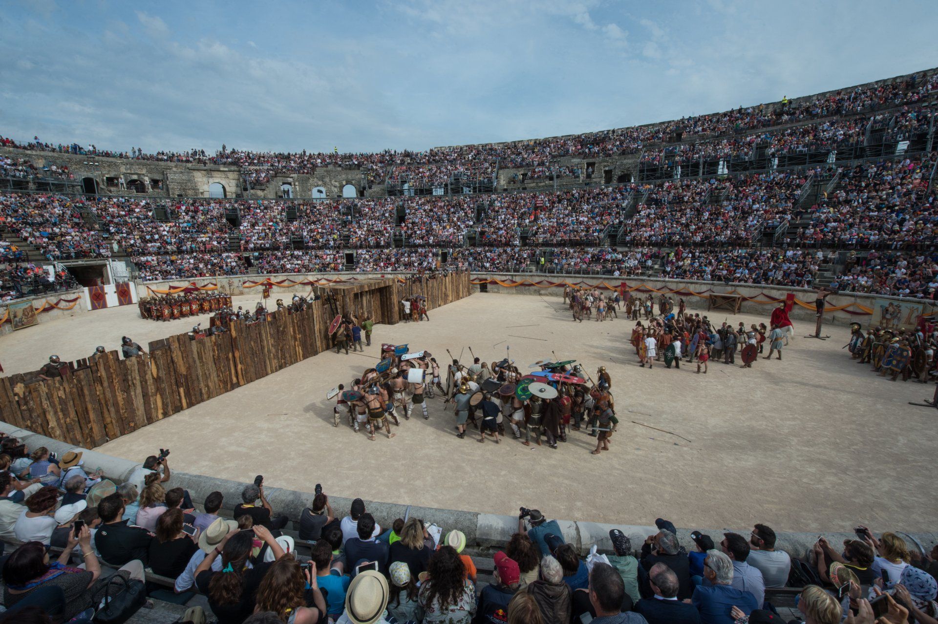 Décors de la Compagnie CPPP pour le spectacle Les Grands Jeux Romains