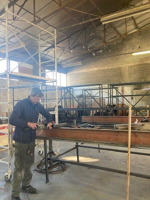 Construction des décors du mur d'Hadrien - Compagnie CPPP