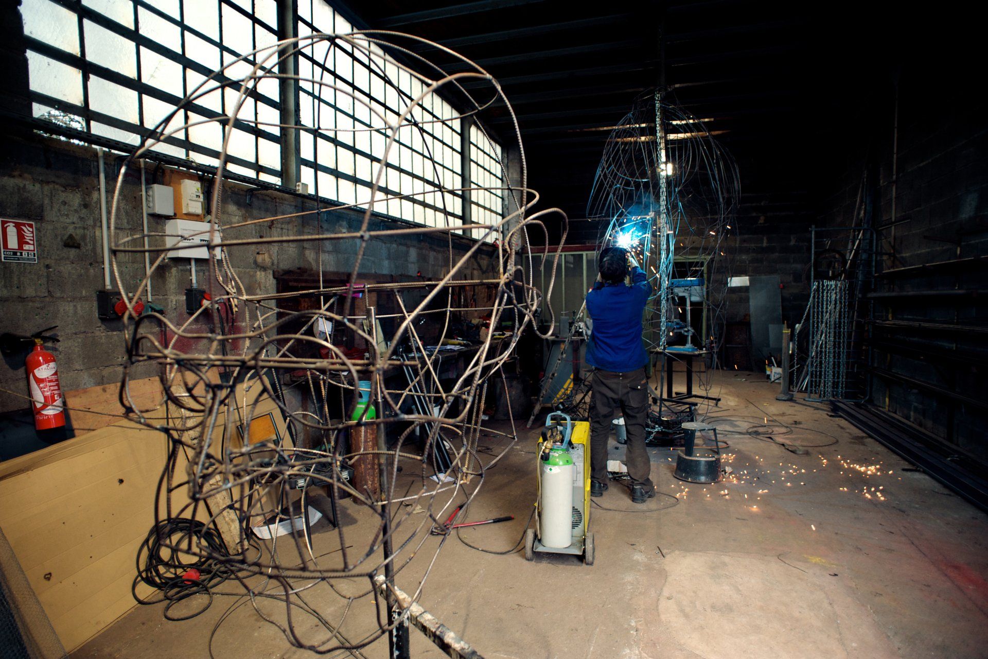 Creation of sets in the workshop of the CPPP Company, located in Quissac, France.