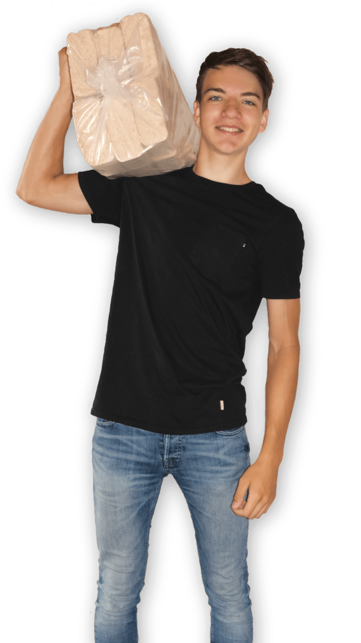 Mann liefert persönlich RUF Buchenholzbriketts