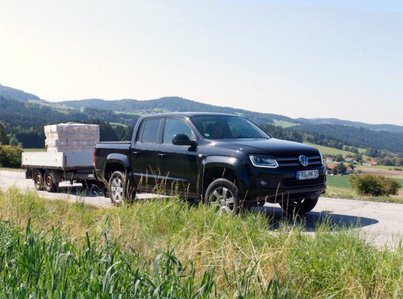 Lieferservice Holzbriketts mit Amarok