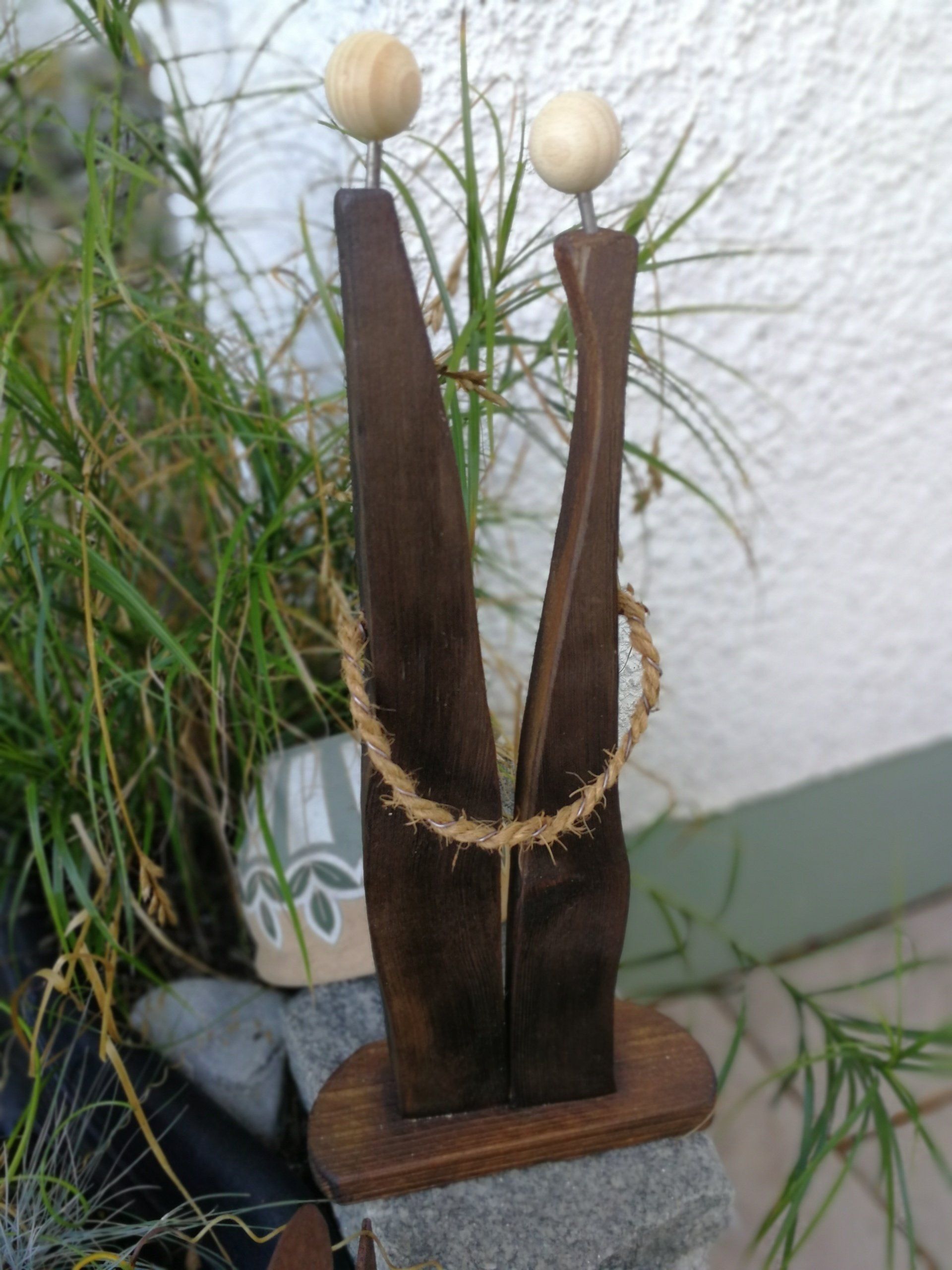 Holzfigur Pärchen aus Holzresten Holzfigur Pärchen aus Holzresten