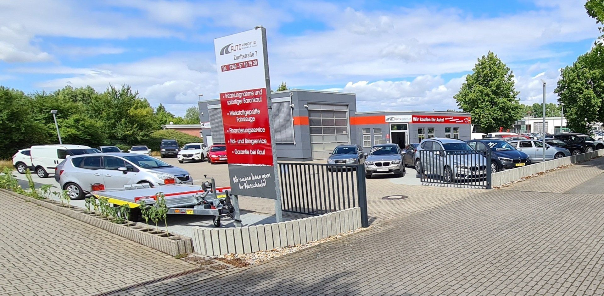 Anfahrt mit dem Auto oder per Bahn. D-06766 Bitterfeld-Wolfen OT Bobbau, Friedensstr. 71 Autobahn A9, Abfahrt 11d, Dessau-Süd, dann Richtung Wolfen, nach ca. 7km erreichen Sie den Ort Bobbau, dort sind wir am Ortseingang links ansässig.