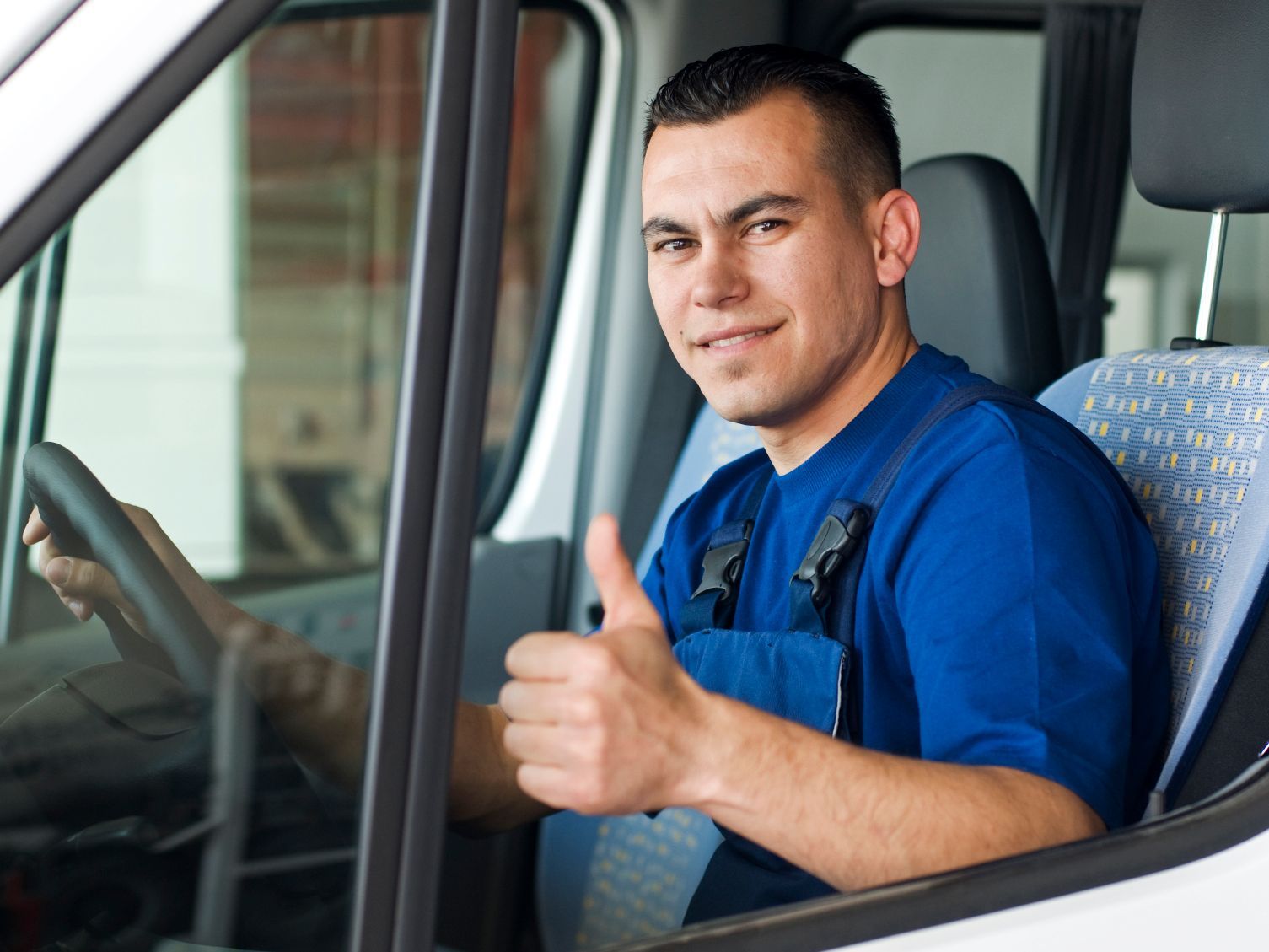 Auf Wunsch liefern wir ihr Fahrzeug (innerhalb von Deutschland) an. Setzen Sie sich mit uns in Verbindung, wir beraten Sie gern! Wir bieten perfekten Service für Unternehmen und Privatkunden! Auf Wunsch liefern wir ihr Fahrzeug an (innerhalb von Deutschland). Setzen Sie sich mit uns in Verbindung, wir beraten Sie gern!