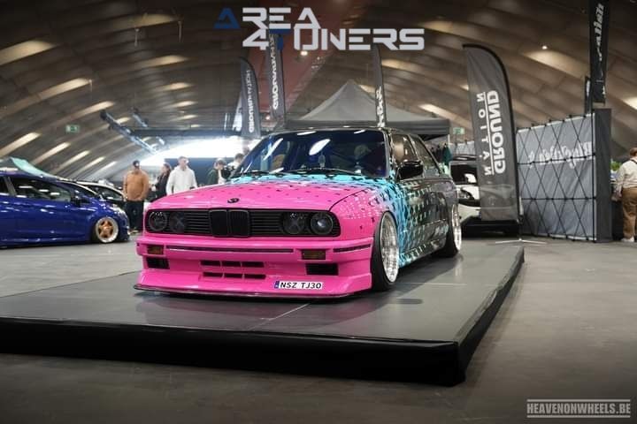Risenation Hall Of Fame
Imagen del reportaje de la revista Tuning Area4tuners.es, de la concentración de coches Tuning del año 2024 en Bruselas, Bélgica