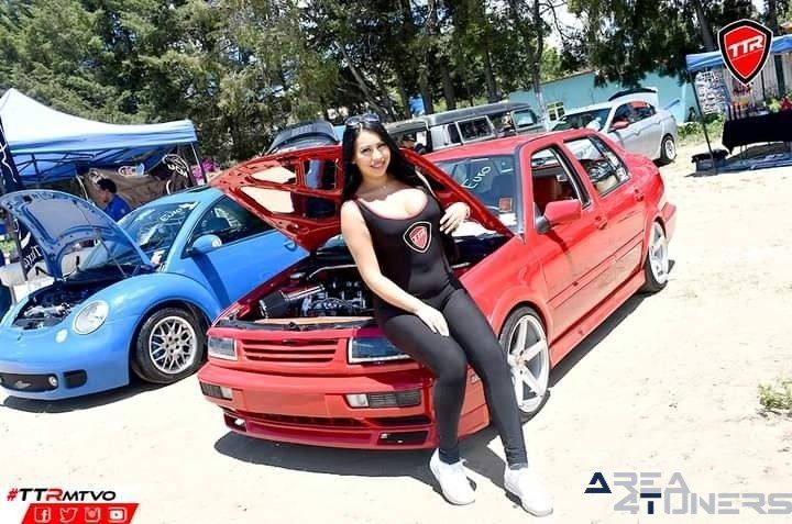 2º Aniversario Team Tóxicos
Imagen del reportaje de la revista Tuning Area4tuners.es, de la concentración de coches Tuning del año 2022 en Santa María Tocatlan, Tlaxcala, México