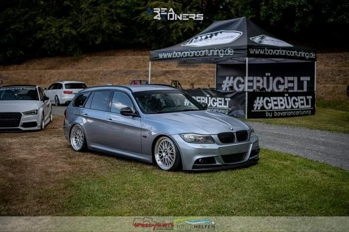 Blechliebe 2022
Imagen del reportaje de la revista Tuning Area4tuners.es, de la concentración de coches Tuning del año 2022 en Rehau, Alemania