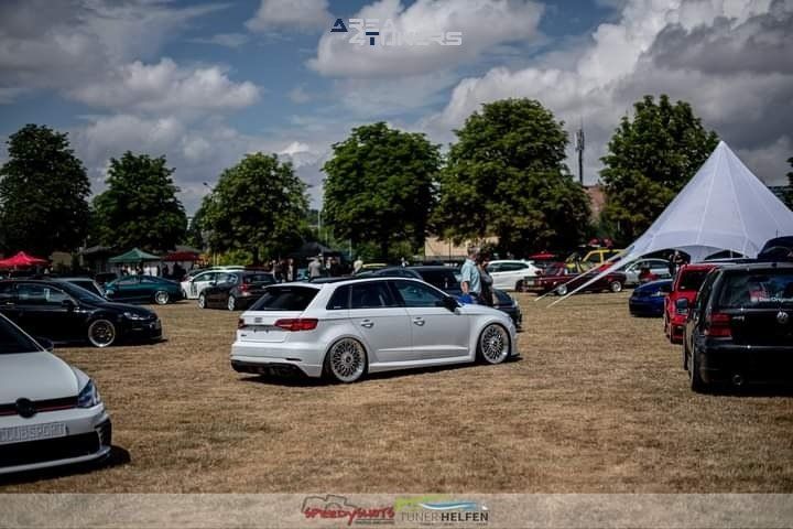 Blechliebe 2022
Imagen del reportaje de la revista Tuning Area4tuners.es, de la concentración de coches Tuning del año 2022 en Rehau, Alemania