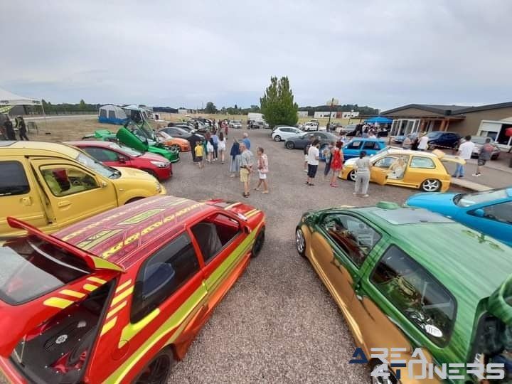 Irresistible Car 52
Imagen del reportaje de la revista Tuning Area4tuners.es, de la concentración de coches Tuning del año 2022 en Montigny Le Roi, Francia