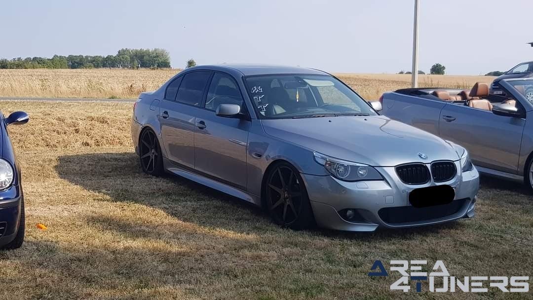 Meeting Vip Selection
Imagen del reportaje de la revista Tuning Area4tuners.es, de la concentración de coches Tuning del año 2022 en Beaumont, Bélgica