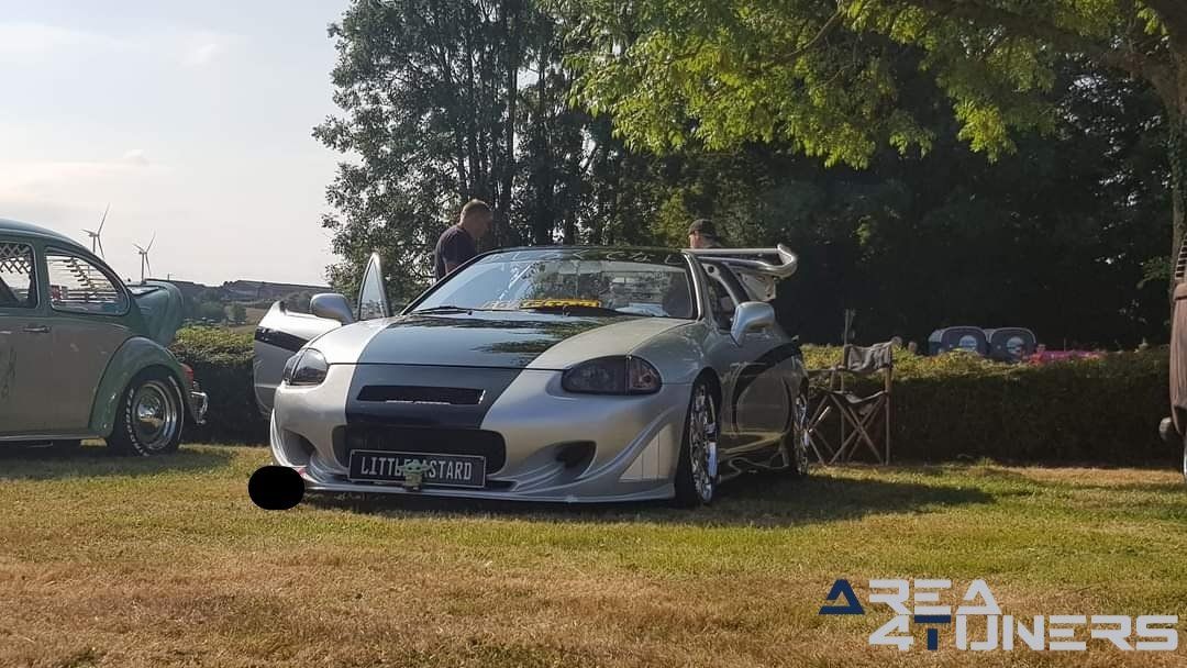 Meeting Vip Selection
Imagen del reportaje de la revista Tuning Area4tuners.es, de la concentración de coches Tuning del año 2022 en Beaumont, Bélgica