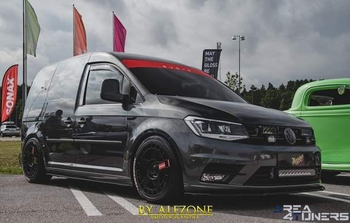 Bcc Träff Hos Mekonomen
Imagen del reportaje de la revista Tuning Area4tuners.es, de la concentración de coches Tuning del año 2022 en Eskilstuna, Suecia