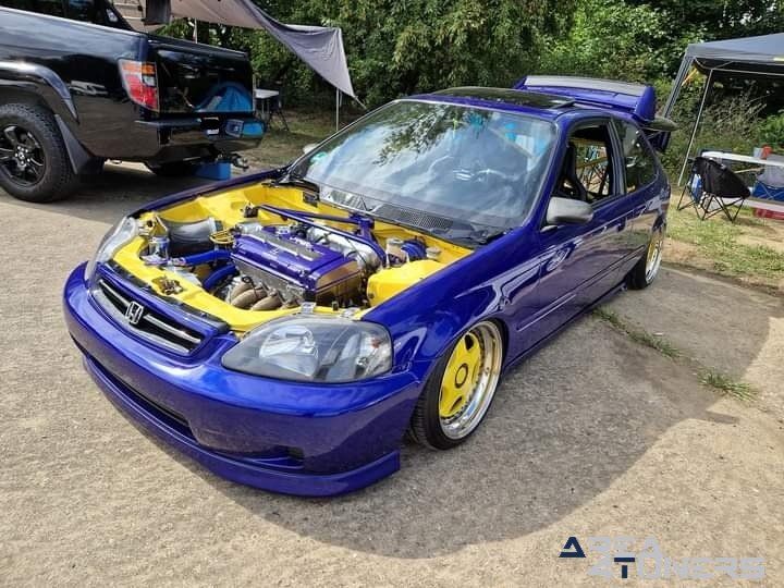 Honda Euro Meet 2022
Imagen del reportaje de la revista Tuning Area4tuners.es, de la concentración de coches Tuning del año 2022 en Clastres, Francia