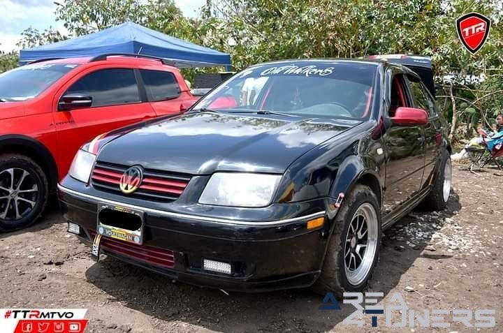 7º Stance Car
Imagen del reportaje de la revista Tuning Area4tuners.es, de la concentración de coches Tuning del año 2022 en San Bartolo Teontepec, Puebla, México