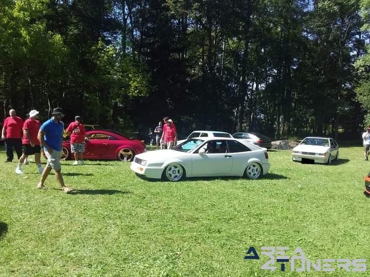 Risenation French Chapter 2
Imagen del reportaje de la revista Tuning Area4tuners.es, de la concentración de coches Tuning del año 2022 en Pouges Les Eaux, Francia