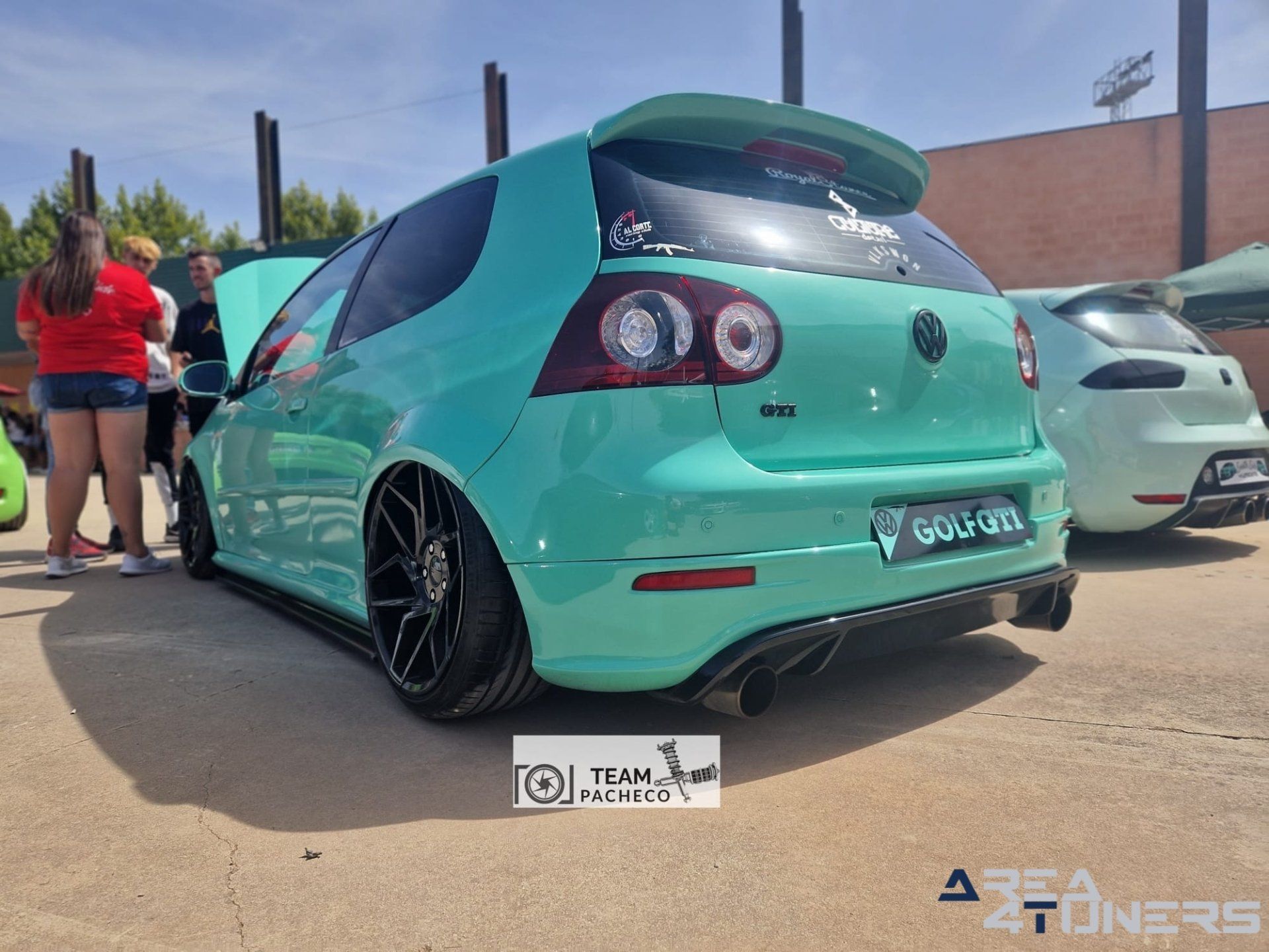 4º Roca Tuning
Imagen del reportaje de la revista Tuning Area4tuners.es, de la concentración de coches Tuning del año 2022 en Setenél De Las Bodegas, Cádiz, España