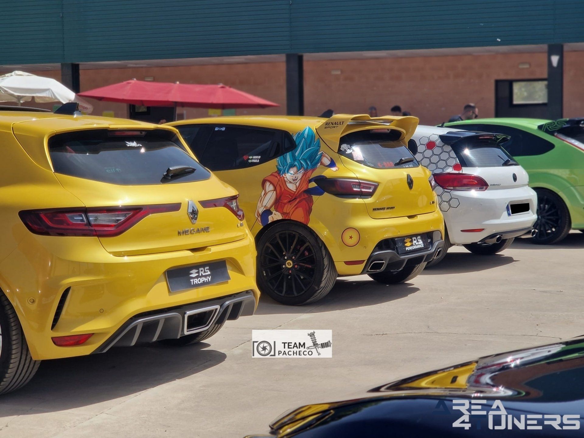 4º Roca Tuning
Imagen del reportaje de la revista Tuning Area4tuners.es, de la concentración de coches Tuning del año 2022 en Setenél De Las Bodegas, Cádiz, España