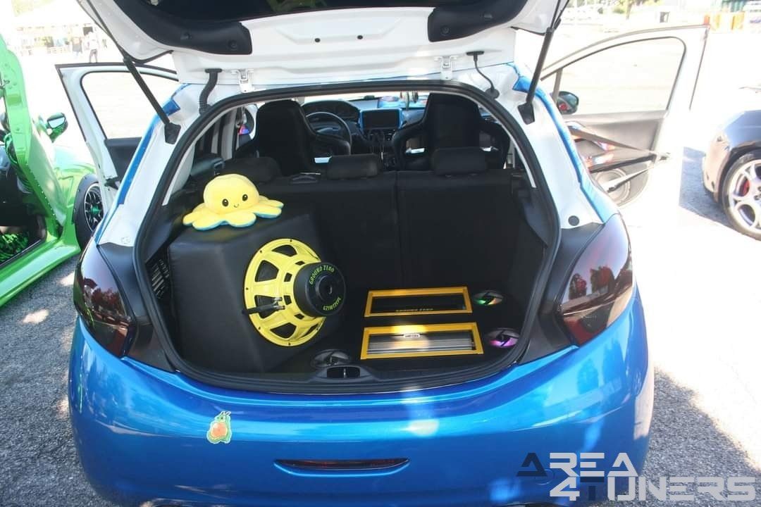 1º Raduno Fuoco E Fiamme
Imagen del reportaje de la revista Tuning Area4tuners.es, de la concentración de coches Tuning del año 2022 en Rovigo, Véneto, Italia