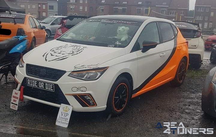 Dreamerz Tuning Day 1
Imagen del reportaje de la revista Tuning Area4tuners.es, de la concentración de coches Tuning del año 2022 en Menen, Bélgica