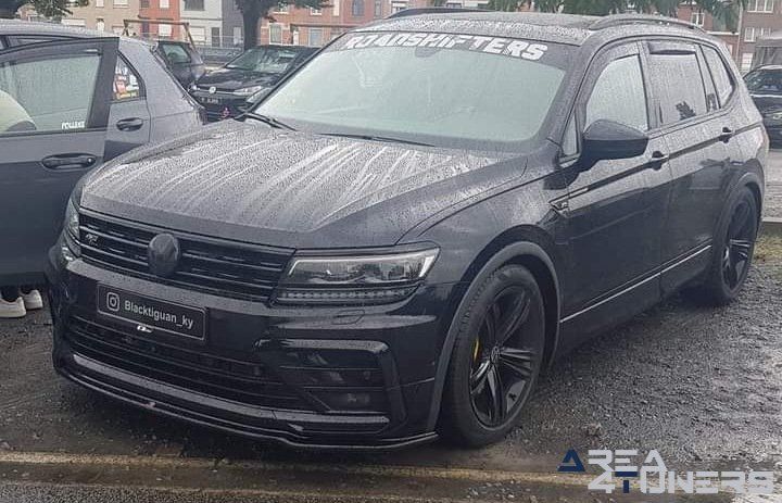 Dreamerz Tuning Day 1
Imagen del reportaje de la revista Tuning Area4tuners.es, de la concentración de coches Tuning del año 2022 en Menen, Bélgica