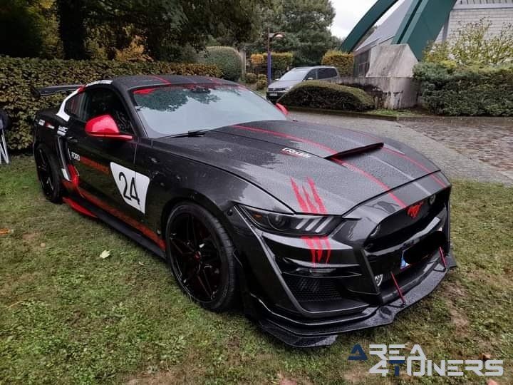 Cristal Car Concept And Suippes
Imagen del reportaje de la revista Tuning Area4tuners.es, de la concentración de coches Tuning del año 2022 en Champagne Ardenne, Francia