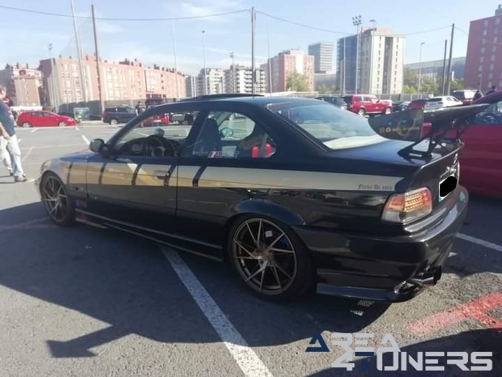 2º Expo Hardest Racing Tuning
Imagen del reportaje de la revista Tuning Area4tuners.es, de la concentración de coches Tuning del año 202 en Abarán, Murcia, España