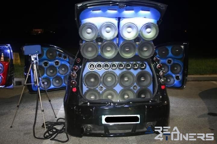 The Legends Of Tuning 2.0
Imagen del reportaje de la revista Tuning Area4tuners.es, de la concentración de coches Tuning del año 2022 en Savignano Sul Ruvicone, Italia