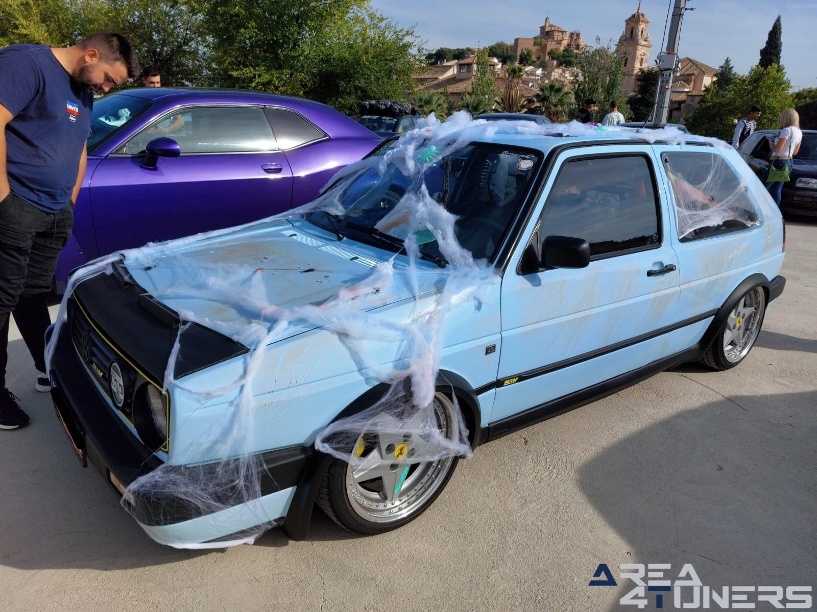 Concentración Motor Halloween
Imagen del reportaje de la revista Tuning Area4tuners.es, de la concentración de coches Tuning del año 2022 en Caravaca De La Cruz, Murcia, España