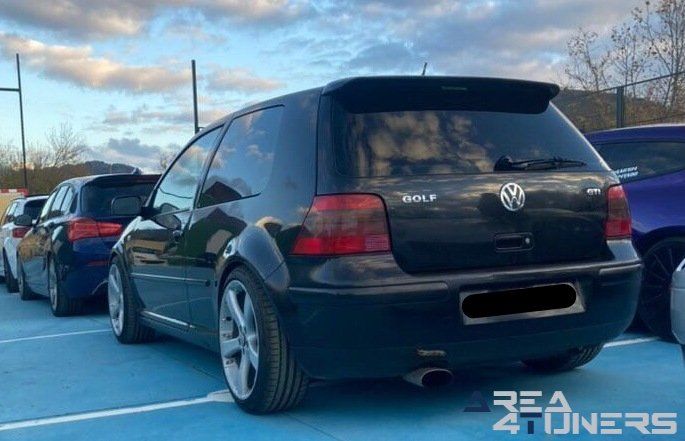 2a Kdd Robledollano
Imagen del reportaje de la revista Tuning Area4tuners.es, de la concentración de coches Tuning del año 2022 en Robledollano, Cáceres, España