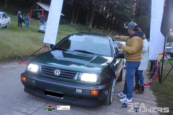 Family Customs Cars 7º Aniversario
Imagen del reportaje de la revista Tuning Area4tuners.es, de la concentración de coches Tuning del año 2022 en Valle Silencio, La Marquesa, México