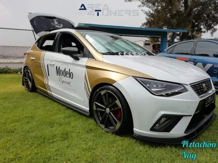 Xtreme Car Show
Imagen del reportaje de la revista Tuning Area4tuners.es, de la concentración de coches Tuning del año 2022 en Tablón De Atitalaquia, Hidalgo, México