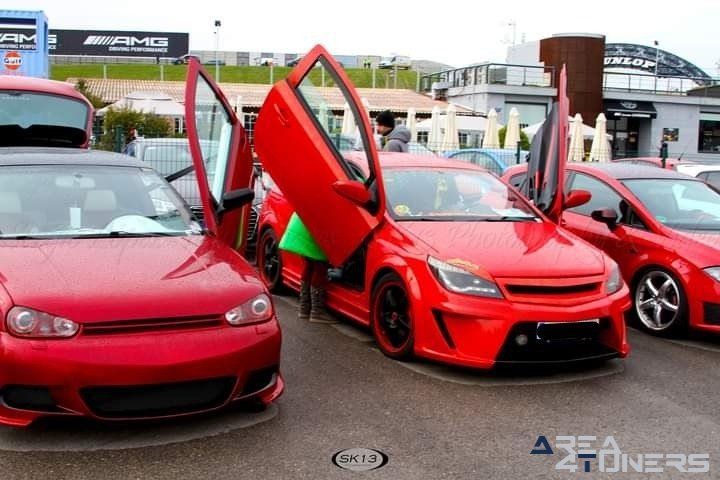 Reto Ibérico Drift Jarama
Imagen del reportaje de la revista Tuning Area4tuners.es, de la concentración de coches Tuning del año 2022 en Circuito Del Jarama, Madrid, España