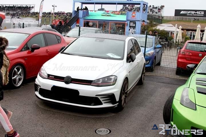 Reto Ibérico Drift Jarama
Imagen del reportaje de la revista Tuning Area4tuners.es, de la concentración de coches Tuning del año 2022 en Circuito Del Jarama, Madrid, España