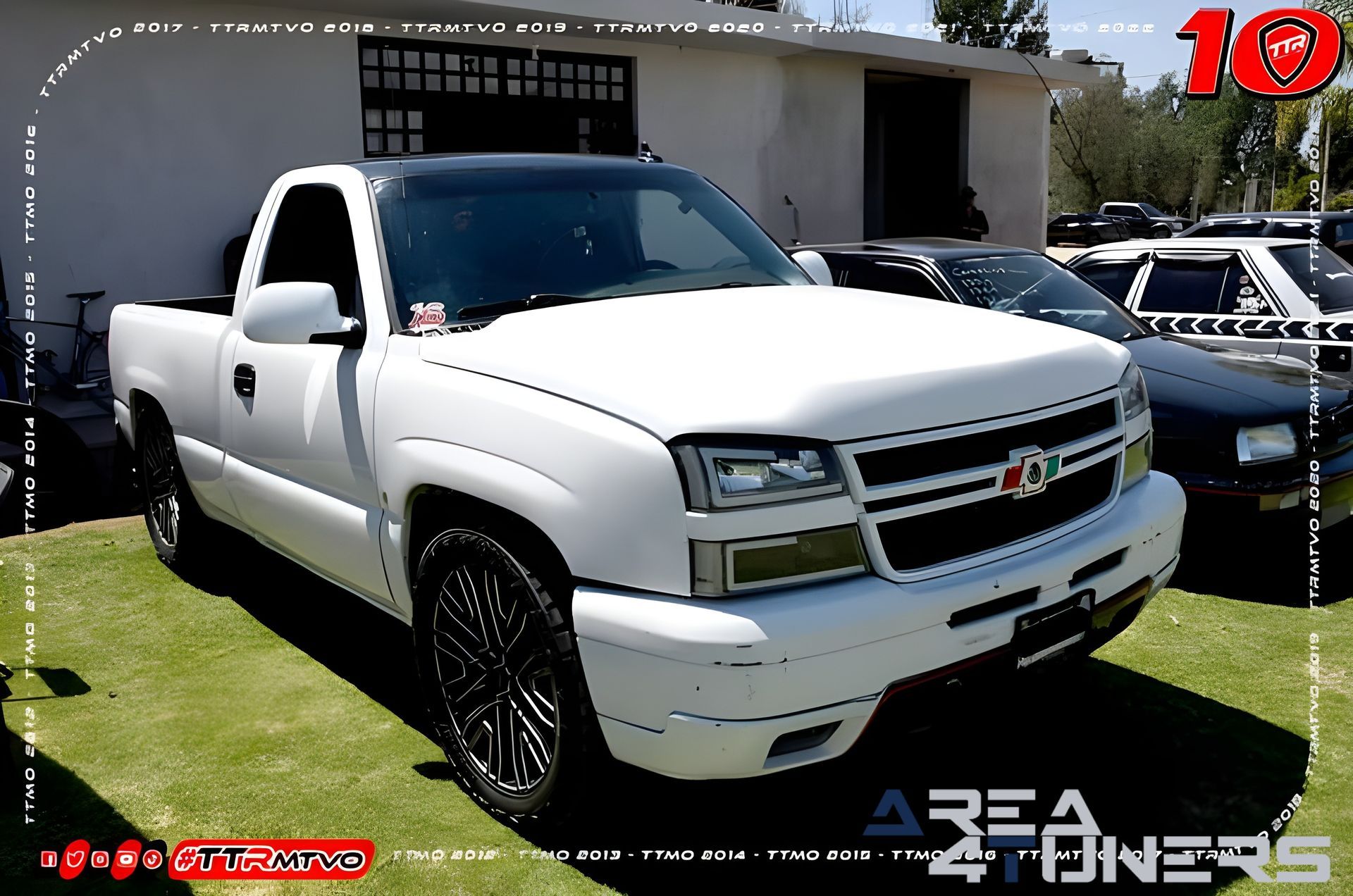 Tochtepec Fest 2023 Monkey Society
Imagen del reportaje de la revista Tuning Area4tuners.es, de la concentración de coches Tuning del año 2023 en Tochtepec, México