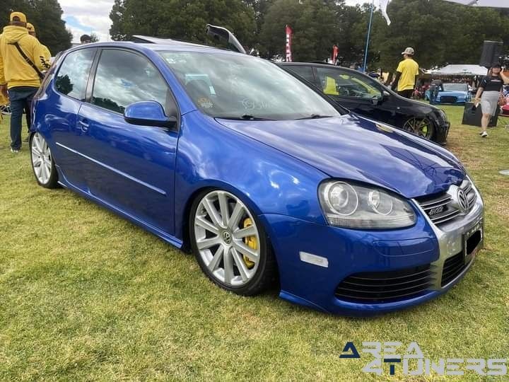 Immer Party
Imagen del reportaje de la revista Tuning Area4tuners.es, de la concentración de coches Tuning del año 2023 en Hacienda Las Acacias, Ixtlahuaca Edomex, México