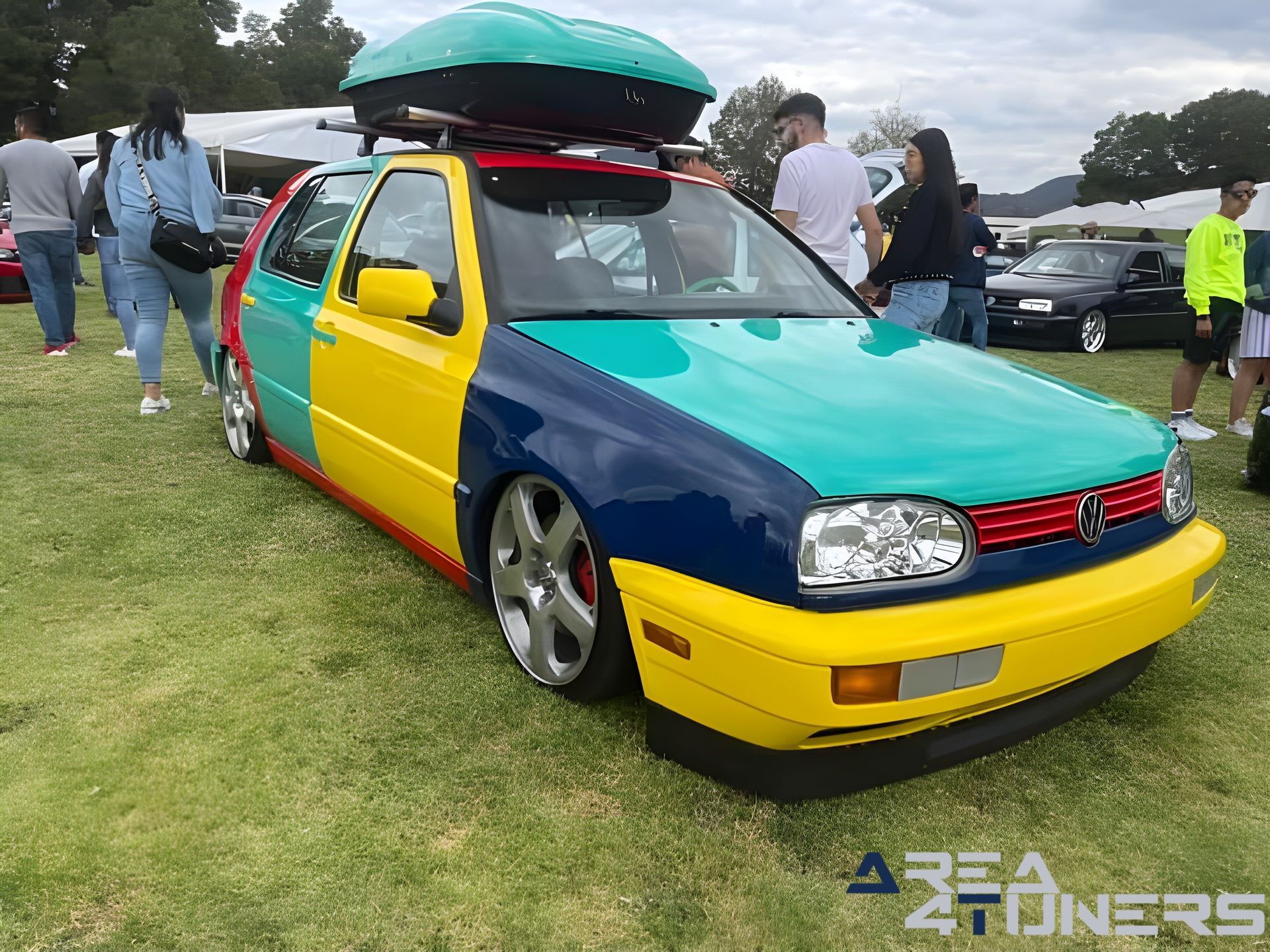 Immer Party
Imagen del reportaje de la revista Tuning Area4tuners.es, de la concentración de coches Tuning del año 2023 en Hacienda Las Acacias, Ixtlahuaca Edomex, México