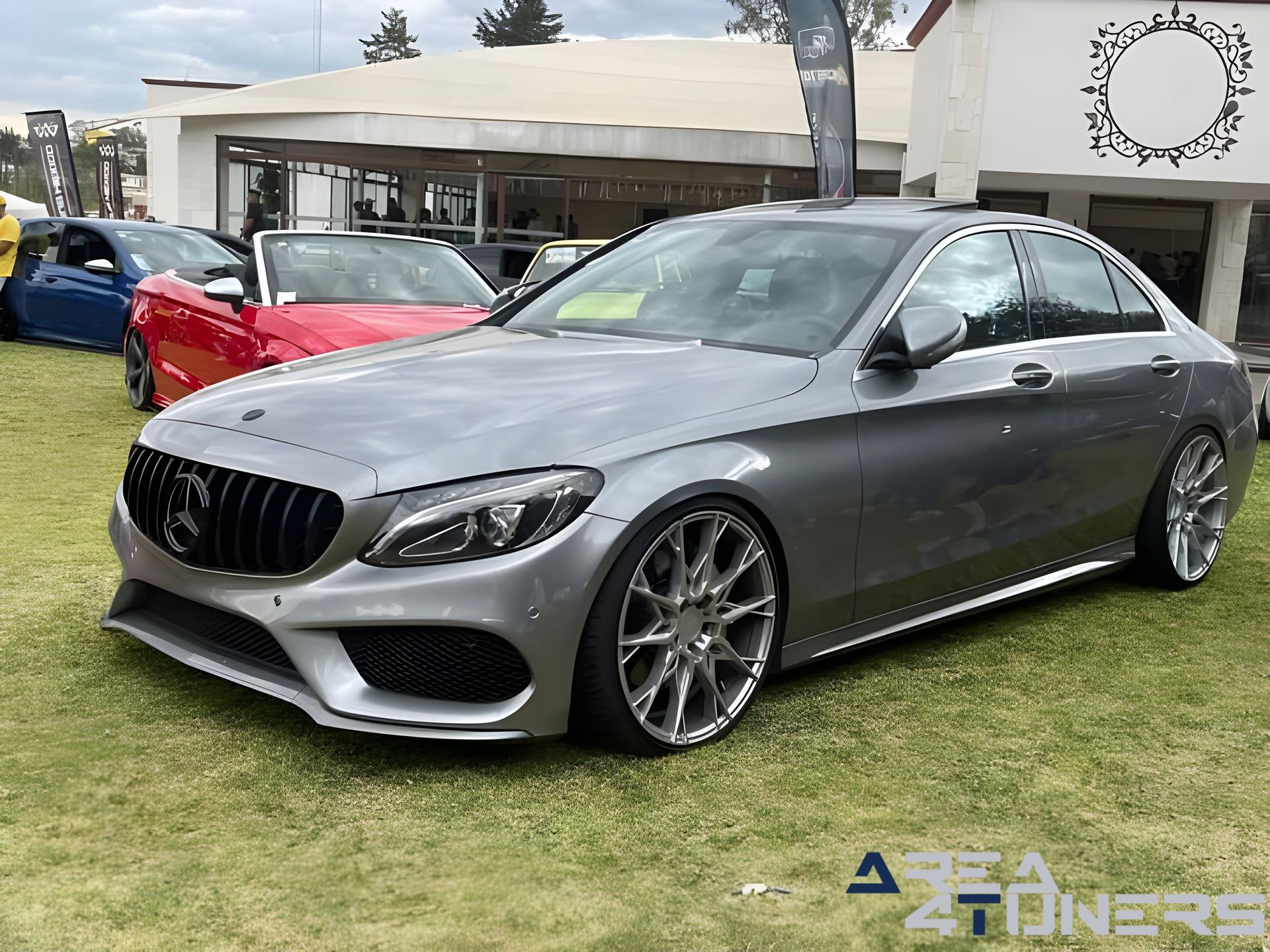 Immer Party
Imagen del reportaje de la revista Tuning Area4tuners.es, de la concentración de coches Tuning del año 2023 en Hacienda Las Acacias, Ixtlahuaca Edomex, México