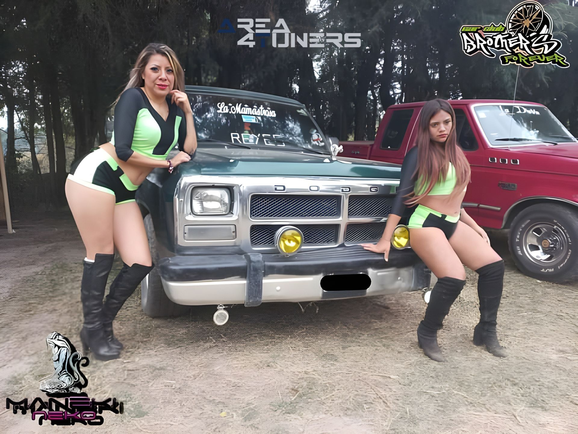 Brothers Forever Car Club
Imagen del reportaje de la revista Tuning Area4tuners.es, de la concentración de coches Tuning del año 2023 en Isidro Fabela, México D.F., México