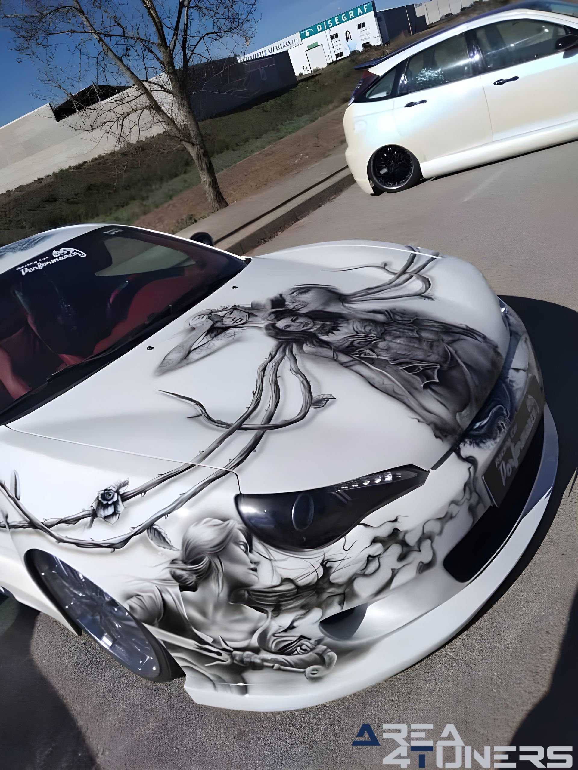 12+1 Concentración Tuning Azuaga
Imagen del reportaje de la revista Tuning Area4tuners.es, de la concentración de coches Tuning del año 2023 en Azuaga, Badajoz, España