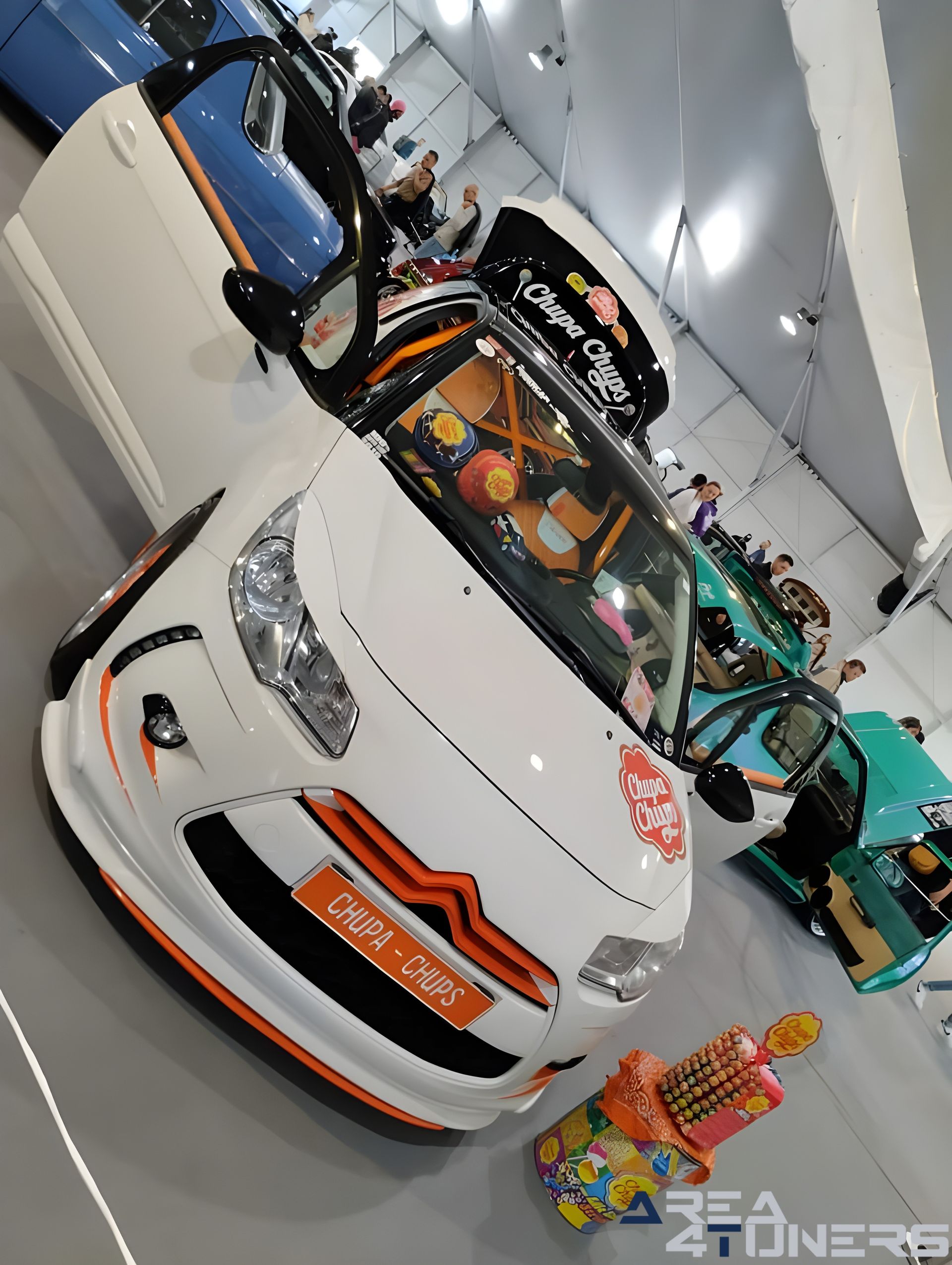 Saumur Motor Show 2023
Imagen del reportaje de la revista Tuning Area4tuners.es, de la concentración de coches Tuning del año 2023 en Saumur, Francia