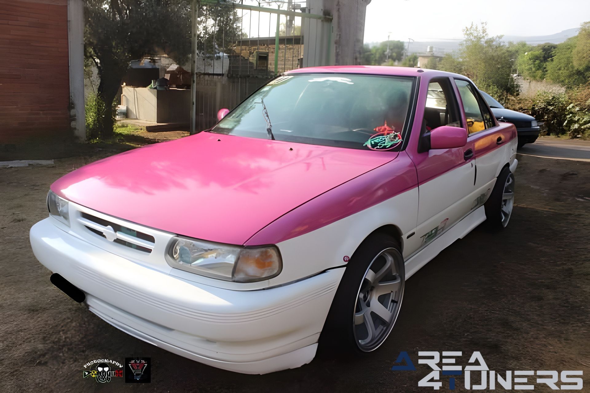 1er Aniversario Fucking Slow King
Imagen del reportaje de la revista Tuning Area4tuners.es, de la concentración de coches Tuning del año 2023 en Milpa Alta, México