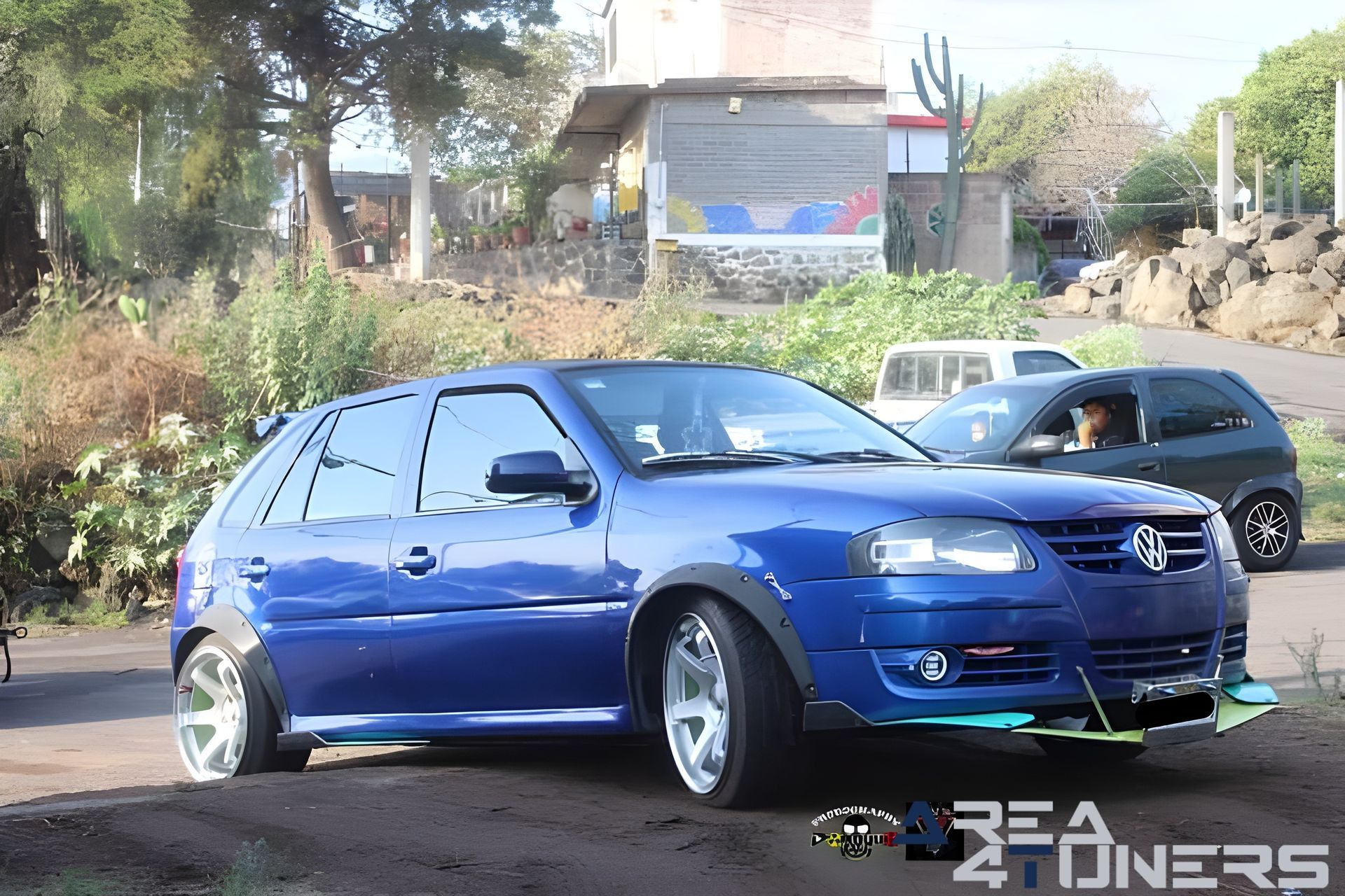 1er Aniversario Fucking Slow King
Imagen del reportaje de la revista Tuning Area4tuners.es, de la concentración de coches Tuning del año 2023 en Milpa Alta, México