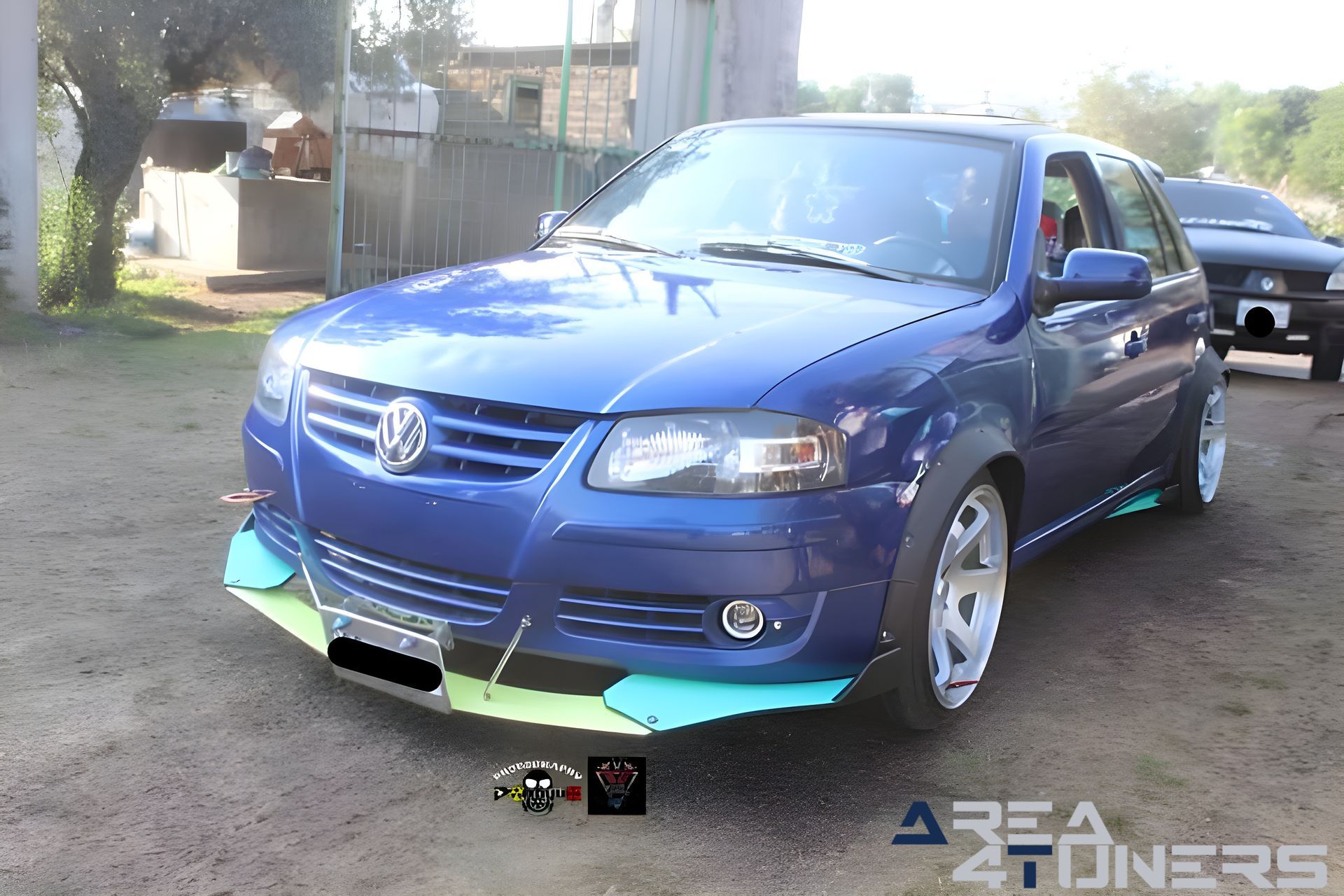 1er Aniversario Fucking Slow King
Imagen del reportaje de la revista Tuning Area4tuners.es, de la concentración de coches Tuning del año 2023 en Milpa Alta, México