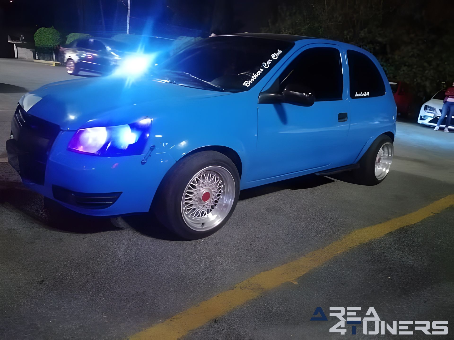 Car Club Gangster Style
Imagen del reportaje de la revista Tuning Area4tuners.es, de la concentración de coches Tuning del año 2023 en Línea, México