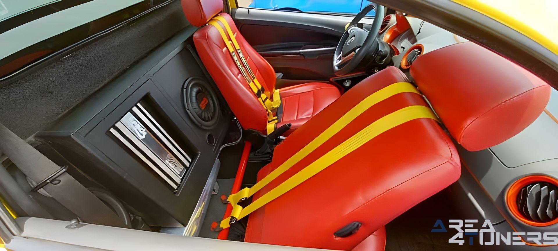 Rolling Night Fest 4a Edición
Imagen del reportaje de la revista Tuning Area4tuners.es, de la concentración de coches Tuning del año 2023 en Orizaba, Veracruz, México